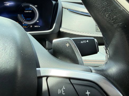 Used 2019 BMW i8 Roadster AWD/4WD image 37