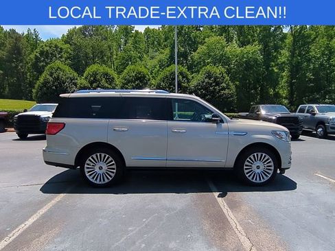 Used 2018 Lincoln Navigator Reserve w/ Technology Package AWD/4WD image 6