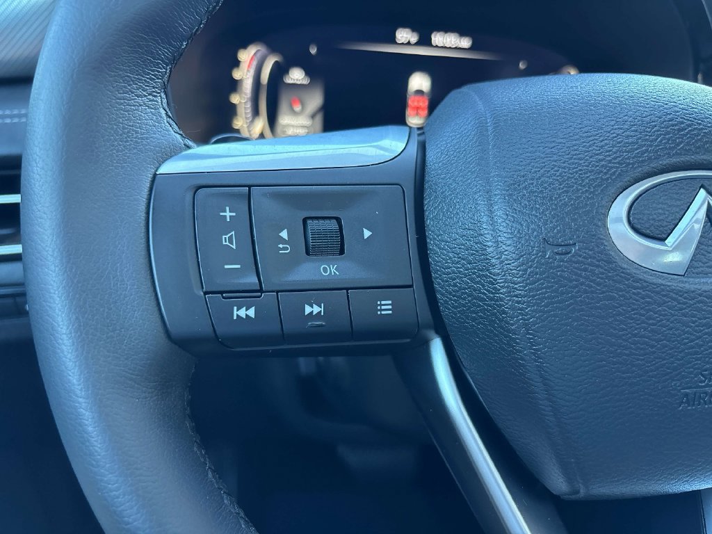 Used 2023 INFINITI QX60 Luxe w/ Performance Audio Package AWD/4WD image 23