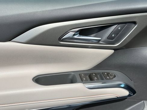 New 2026 Chevrolet Traverse LT FWD image 11