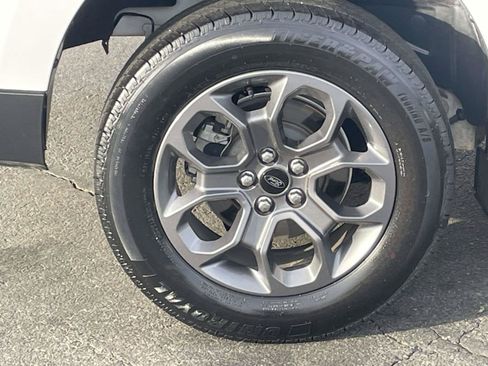 Used 2022 Ford Maverick XLT FWD image 10