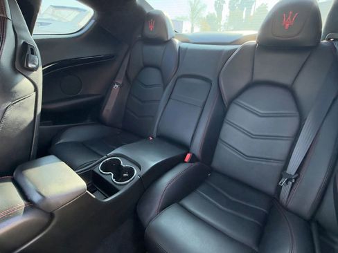 Used 2014 Maserati GranTurismo Sport image 28