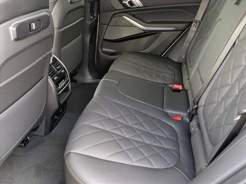 Used 2026 BMW X5 xDrive40i w/ Climate Comfort Package AWD/4WD image 17