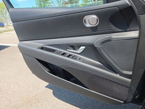 New 2026 Hyundai Elantra SE FWD image 20