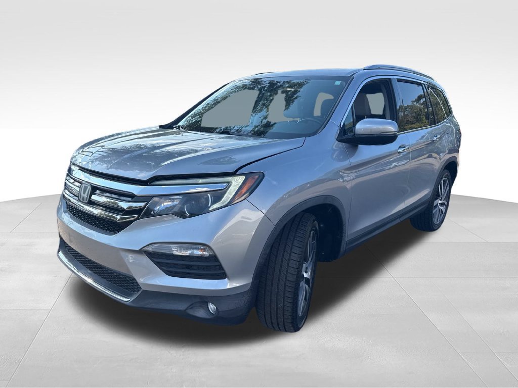 Used 2016 Honda Pilot Touring image 2