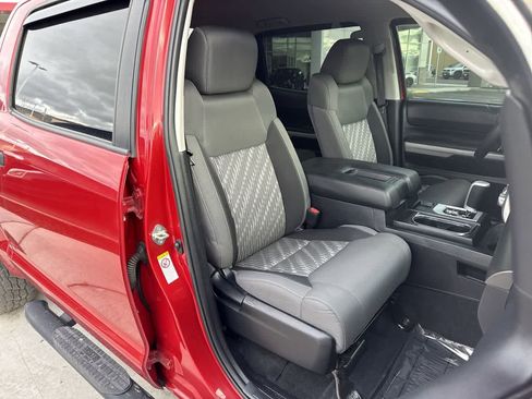 Used 2019 Toyota Tundra SR5 image 14