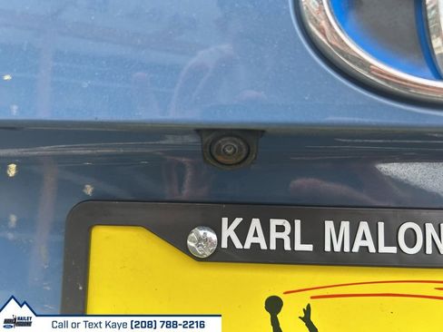 Used 2023 Toyota RAV4 SE w/ Convenience Package image 9