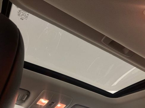 Used 2023 MAZDA CX-9 Touring image 17