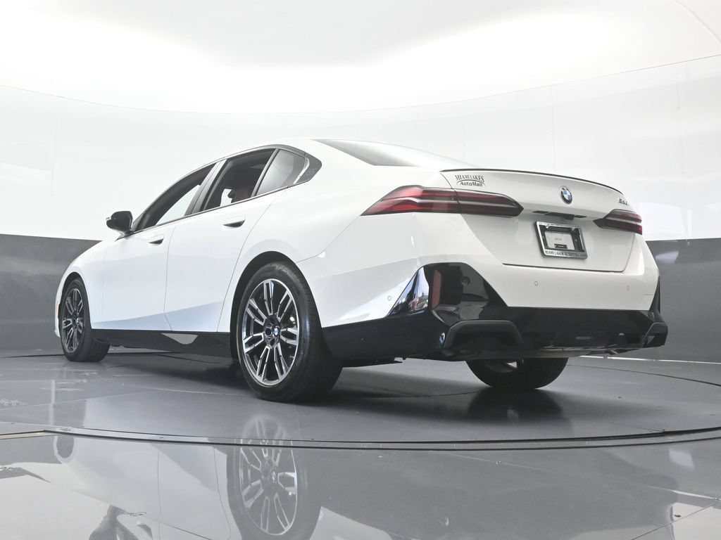 Used 2027 BMW 530i RWD image 66