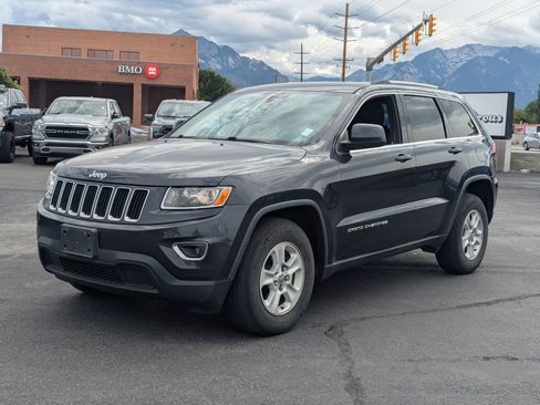 Used 2016 Jeep Grand Cherokee Laredo w/ Quick Order Package 23E AWD/4WD image 9