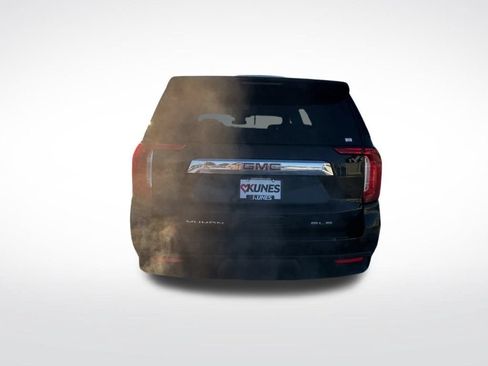 Used 2024 GMC Yukon SLE AWD/4WD image 14