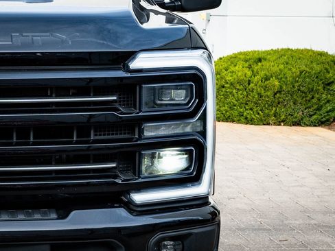 Used 2025 Ford F250 Platinum image 14