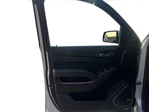 Used 2018 Chevrolet Tahoe LT image 20