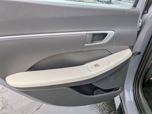 Used 2025 Hyundai Sonata SEL image 25