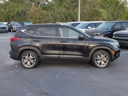 Used 2021 Kia Seltos S image 4