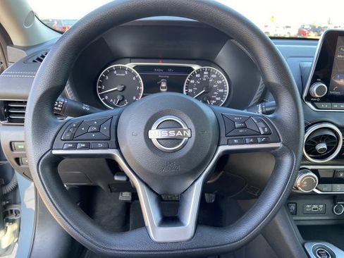 Used 2024 Nissan Sentra SV image 21