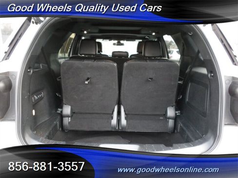 Used 2019 Ford Explorer Limited w/ Ford Safe & Smart Package image 26