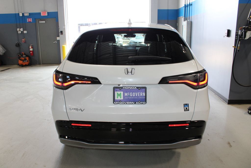 New 2027 Honda HR-V EX-L image 9