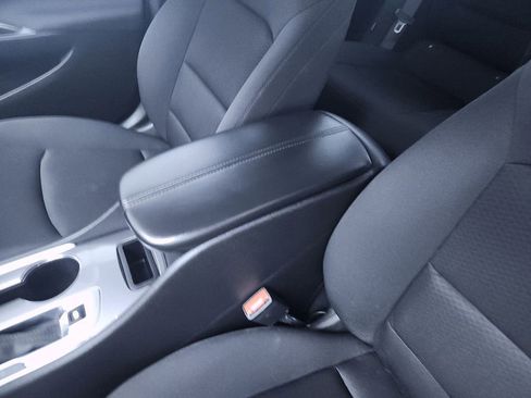 Used 2023 Chevrolet Malibu LT w/ Midnight Edition image 18