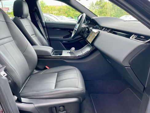 Certified 2025 Land Rover Range Rover Evoque Dynamic SE AWD/4WD image 15