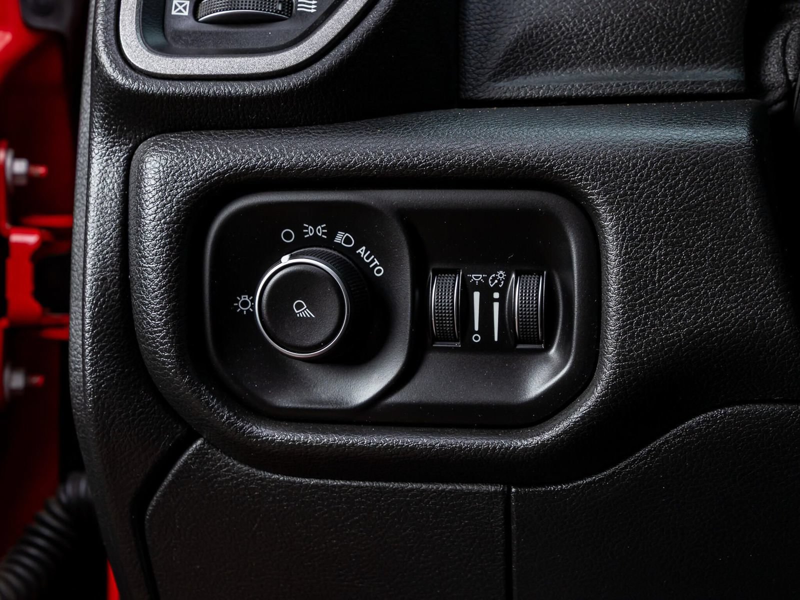 Used 2020 RAM 2500 Tradesman AWD/4WD image 18