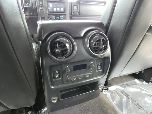 Used 2006 HUMMER H2 image 41