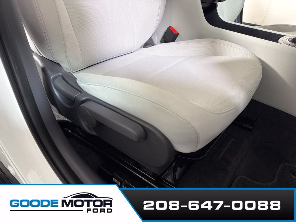 Used 2025 Hyundai Kona SEL AWD/4WD image 24