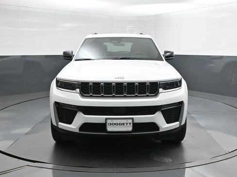 New 2026 Jeep Grand Cherokee Limited image 8