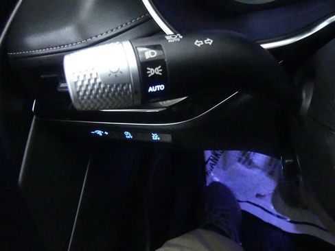 Used 2023 Genesis G80 2.5T image 23