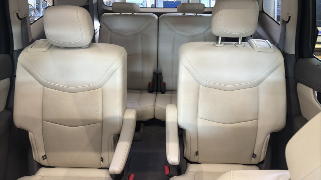 Used 2021 Cadillac XT6 Premium Luxury AWD/4WD image 18