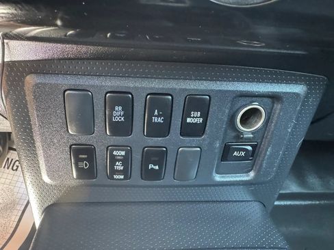 Used 2008 Toyota FJ Cruiser 4WD image 42