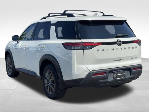 Certified 2022 Nissan Pathfinder SV AWD/4WD image 5