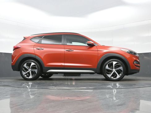 Used 2017 Hyundai Tucson Limited w/ Limited Ultimate Package 03 AWD/4WD image 34