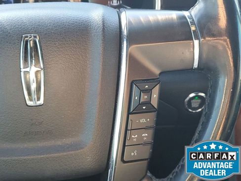 Used 2017 Lincoln Navigator Select image 38