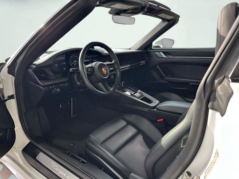 Used 2023 Porsche 911 Targa 4S image 14