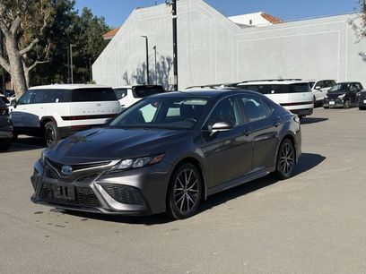 Used 2024 Toyota Camry SE w/ Cold Weather Package