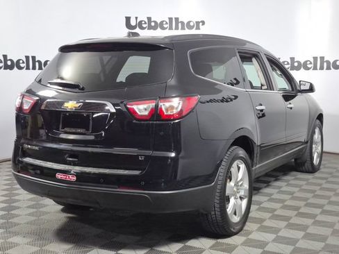 Used 2017 Chevrolet Traverse LT w/ Style and Technology Package FWD image 7
