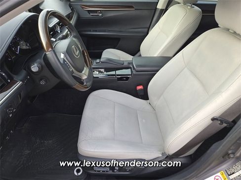 Used 2013 Lexus ES 350 w/ Luxury Pkg image 10