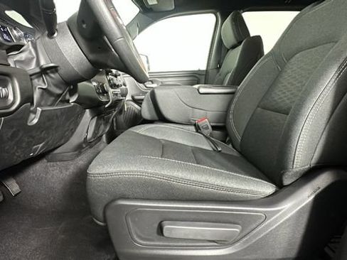 New 2026 RAM 1500 Express AWD/4WD image 17