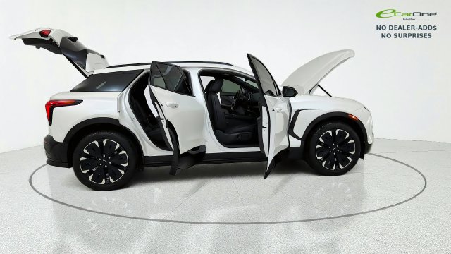 Used 2024 Chevrolet Blazer EV RS RWD image 20