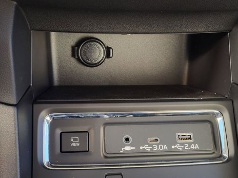 New 2026 Subaru Ascent Limited image 11