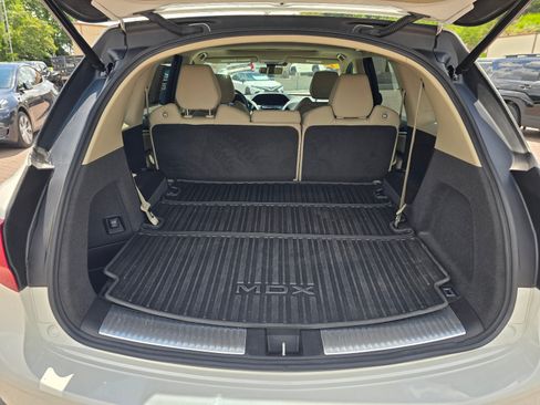 Used 2017 Acura MDX SH-AWD image 25
