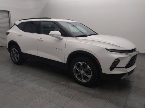 Used 2024 Chevrolet Blazer LT w/ Convenience Package image 11