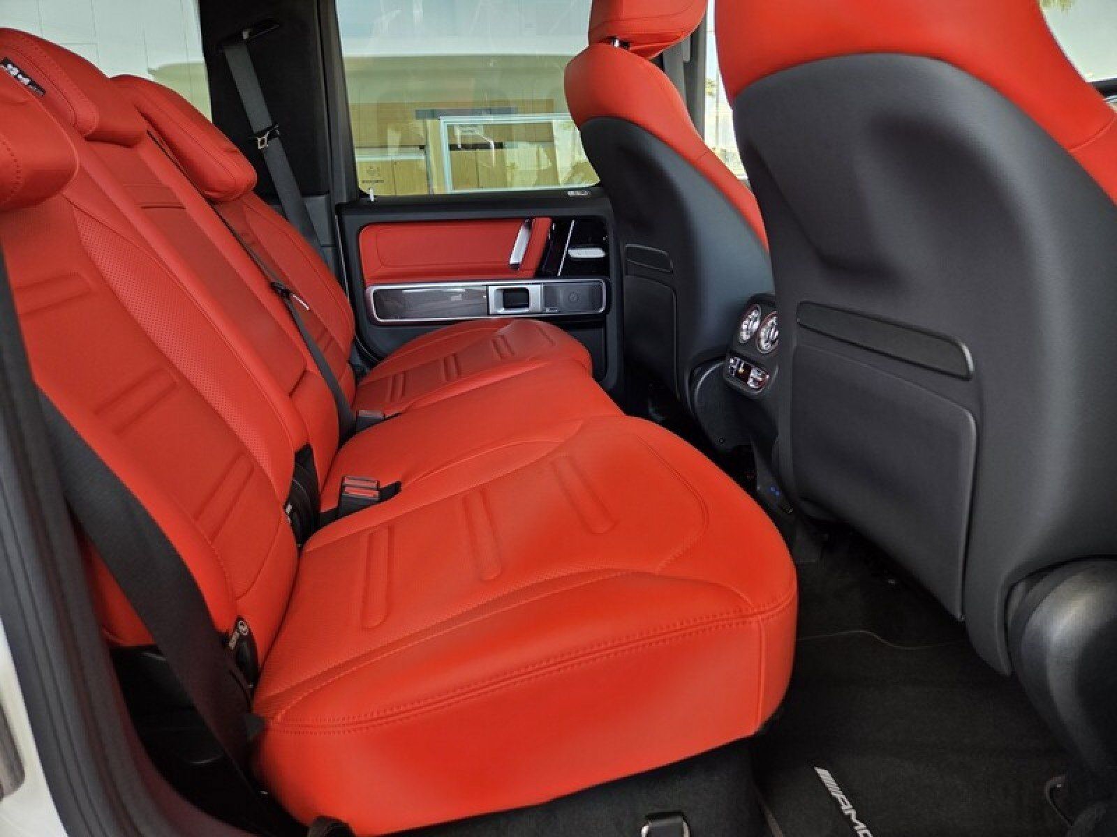 New 2027 Mercedes-Benz G 580 e image 16