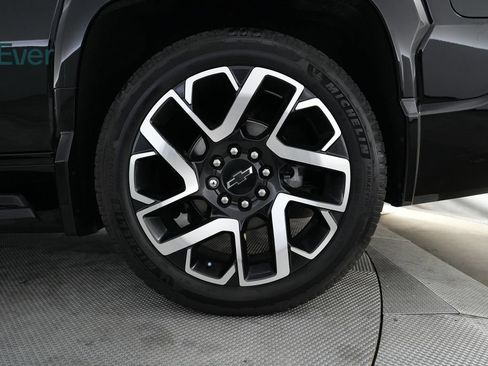 Used 2024 Chevrolet Silverado EV RST AWD/4WD image 10