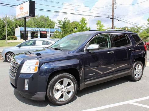 Used 2015 GMC Terrain SLT AWD/4WD image 1
