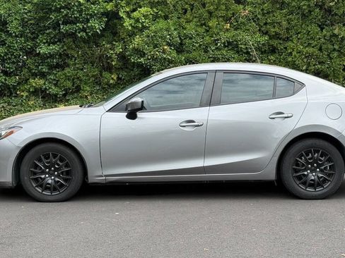 Used 2015 MAZDA MAZDA3 i Sport FWD image 4