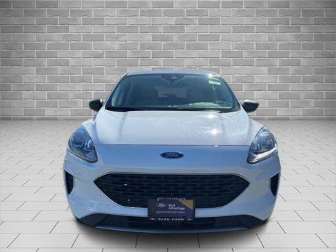 Certified 2022 Ford Escape SE w/ Convenience Package image 8