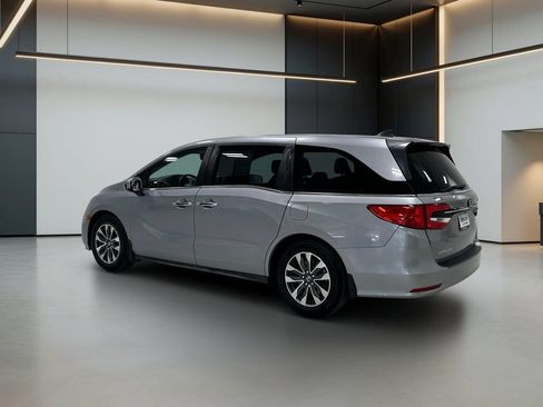 Used 2022 Honda Odyssey EX-L image 3