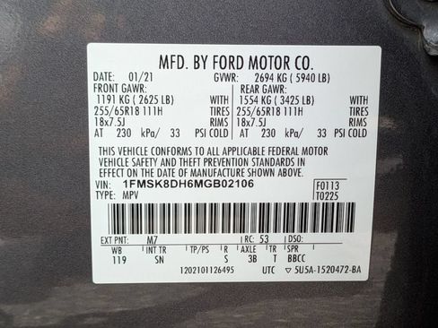Used 2021 Ford Explorer XLT w/ Equipment Group 202A AWD/4WD image 25
